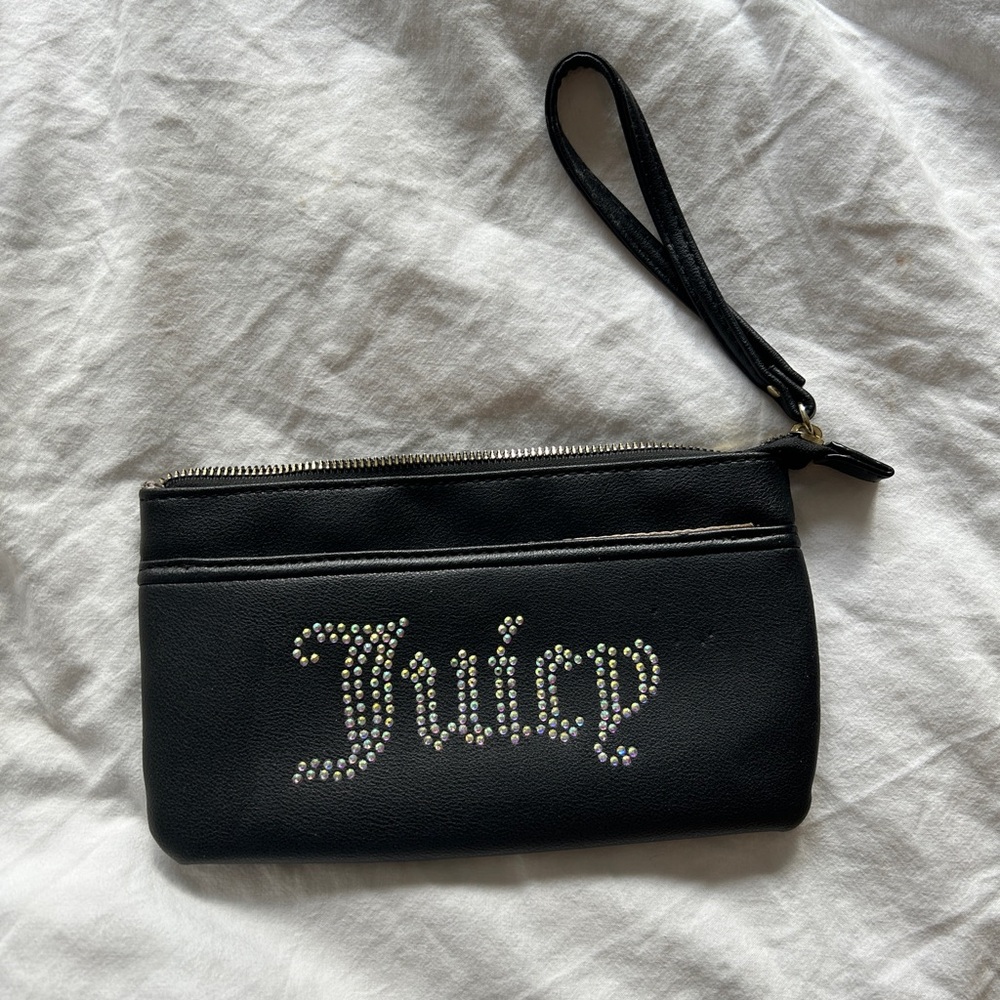Juicy Couture wristlet